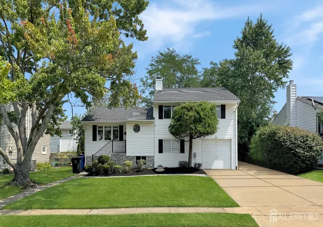 2nd image of 96 Tracy Dr, Fords, NJ 08863 | MLS# 2702781R