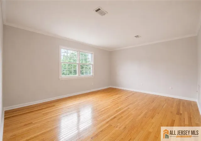 Listing Photo 4 - Condo for sale in building located at 50 Prospect St, Metuchen, NJ 07017 - Unit #50-11