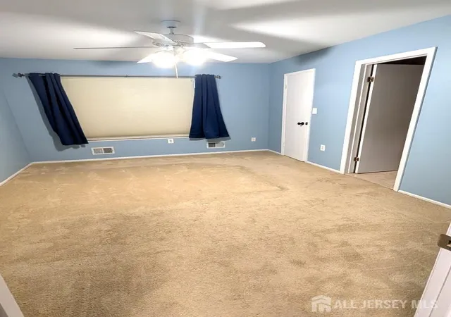 5th image of 2010 Sandlewood Ct, Monmouth Junction, NJ 08852 | MLS# 2701472R