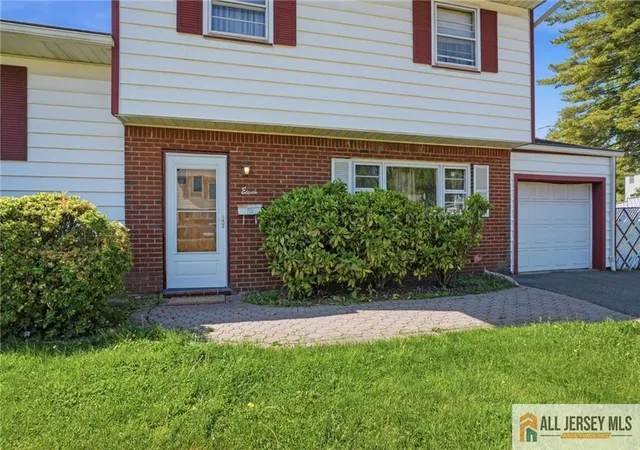Homes for sale in Colonia, NJ | 11 Reo Ct, Colonia, NJ 07067 | MLS# 2662348M