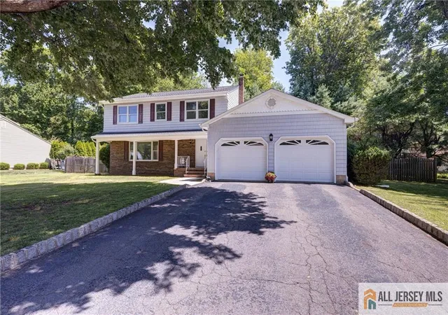 Photo 3 of Single family home for sale at 32 Ellmyer Rd, Edison, NJ 08820 | MLS# 2770089M | Listing updated on 2026-07-21