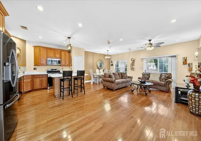 Photo 4 of Townhouse for sale at 504 Colonel Db Kelly Way, South Amboy, NJ 08879 | MLS# 2606931R | Listing updated on 2025-11-23