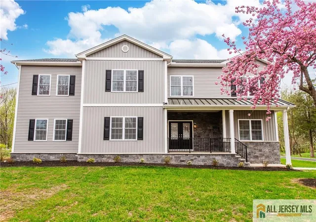 2nd image of 165 Normandy Dr, Piscataway, NJ 08854 | MLS# 2661789M