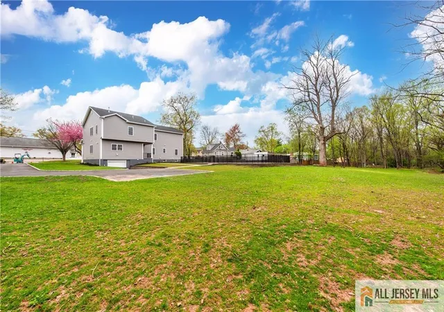 4th image of 165 Normandy Dr, Piscataway, NJ 08854 | MLS# 2661789M