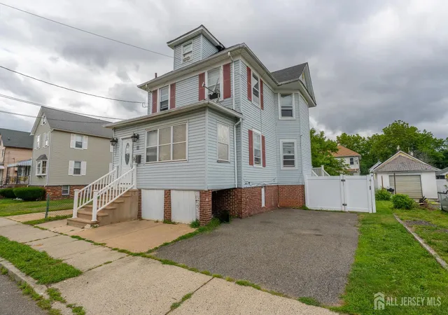 3rd image of 11 E Kupsch St E, Sayreville, NJ 08872 | MLS# 2701217R