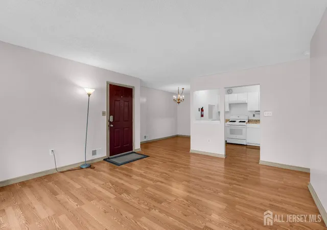 4th image of 143 Sapphire Ln, Franklin Park, NJ 08823 | MLS# 2701777R