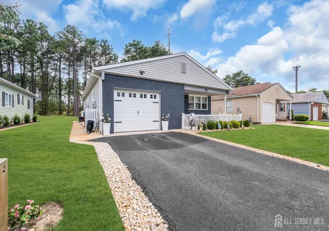 Photo 4 of Single family home for sale at 79 San Carlos St, Berkeley, NJ 08757 | MLS# 2703552R | Listing updated on 2026-08-28