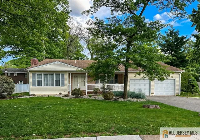 Photo 1 of Single family home for sale at 9 Boxwood Rd, Piscataway, NJ 08854 | MLS# 2661938M | Listing updated on 2026-07-13