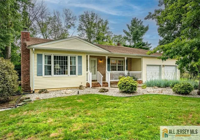 Photo 3 of Single family home for sale at 9 Boxwood Rd, Piscataway, NJ 08854 | MLS# 2661938M | Listing updated on 2026-07-13