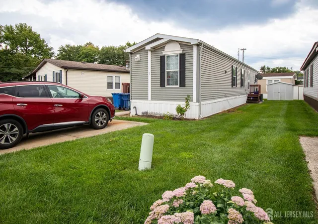 Manufactured home for sale at 7 Shelley Rd, North Brunswick, NJ 08902 | MLS# 2703630R