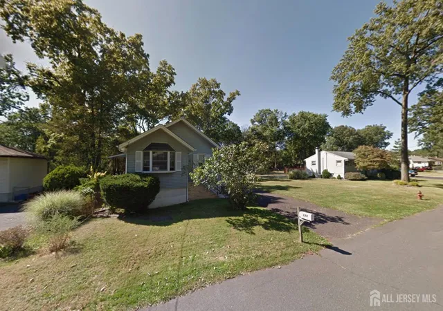 Single family home for sale at 123 Dorothy Ave, Edison, NJ 08837 | MLS# 2702432R
