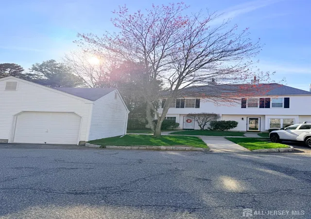2nd image of 794 Darlington Dr #794, Old Bridge, NJ 08857 | MLS# 2613397R