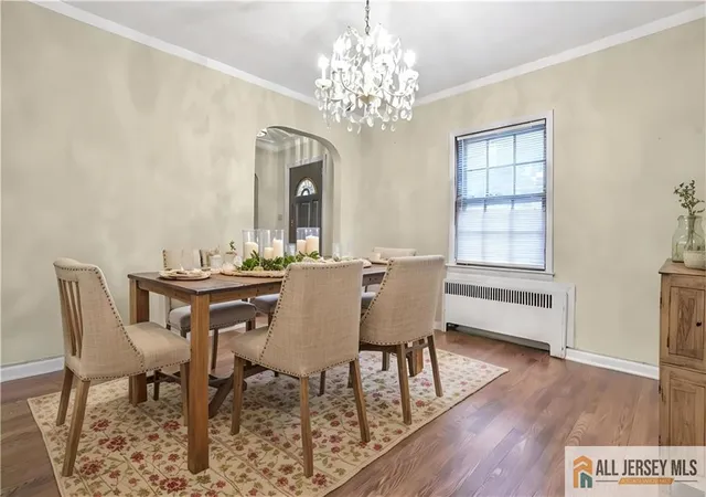 Photo 3 of Single family home for sale at 492 Twin Oaks Rd, Union, NJ 07083 | MLS# 2560535M | Listing updated on 2025-01-01