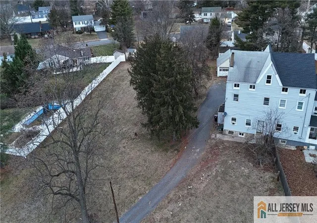 6th image of 24 Leupp Ln, Somerset, NJ 08873 | MLS# 2661003M