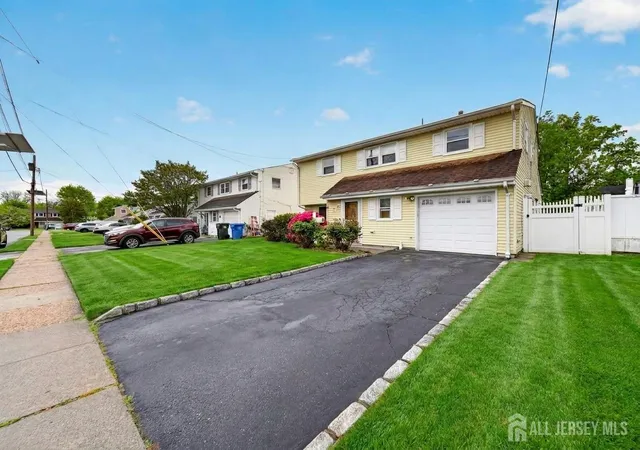 Homes for sale in Iselin, NJ | 95 Pine St, Iselin, NJ 08830 | MLS# 2617446R