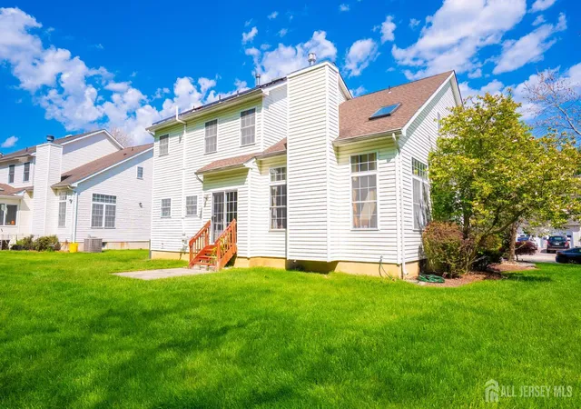 Homes for sale in South Brunswick, NJ | 14 Revere Rd, South Brunswick, NJ 08852 | MLS# 2615137R