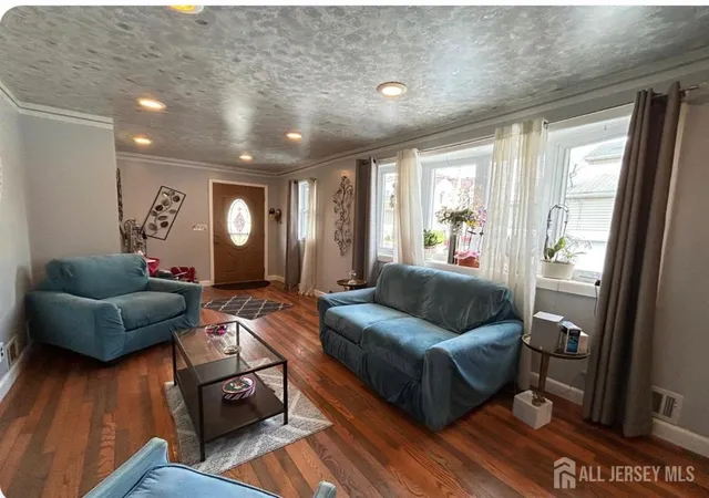 image of 25 Silzer Ave, Iselin, NJ 08830 | MLS# 2702621R