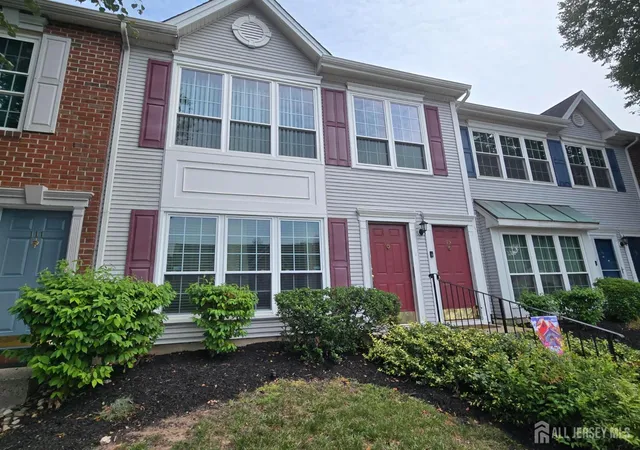 2nd image of 113 Gregory Ln, Franklin Park, NJ 08823 | MLS# 2702811R
