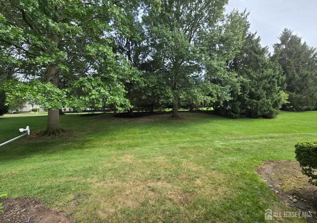 5th image of 113 Gregory Ln, Franklin Park, NJ 08823 | MLS# 2702811R