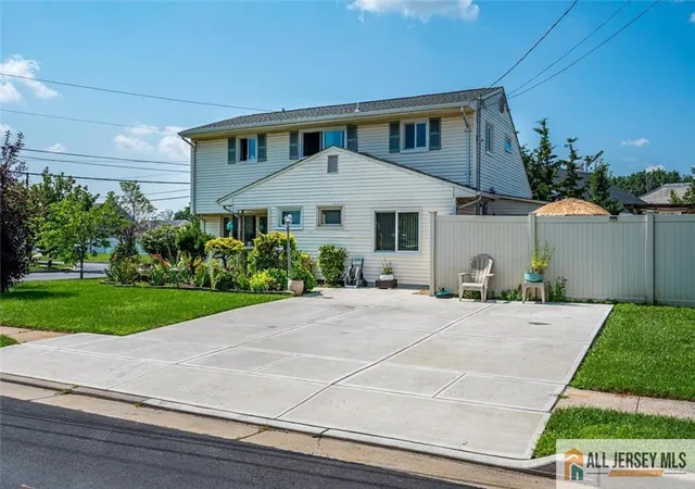 2nd image of 89 Whitman St, Carteret, NJ 07008 | MLS# 2770205M
