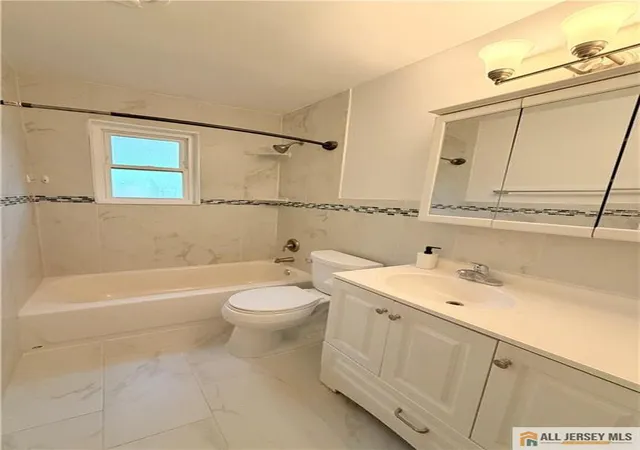 4th image of 37 Judson St #10A, Edison, NJ 08837 | MLS# 2770220M