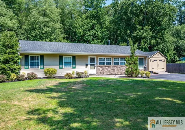 1st image of 4 Halsey Rd, Kendall Park, NJ 08824 | MLS# 2770088M