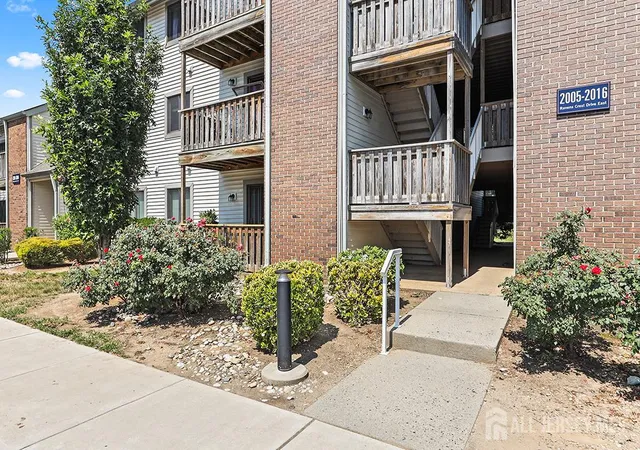 2nd image of 2010 Ravens Crest Dr, Plainsboro, NJ 08536 | MLS# 2617845R