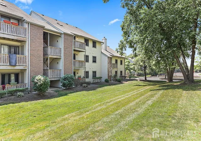 3rd image of 2010 Ravens Crest Dr, Plainsboro, NJ 08536 | MLS# 2617845R