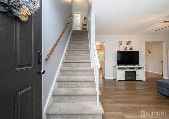 Photo 2 of Single family home for sale at 40 Kinnaman Ave, Washington, NJ 07882 | MLS# 2604173R | Listing updated on 2025-10-31