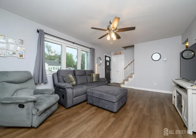 Photo 4 of Single family home for sale at 40 Kinnaman Ave, Washington, NJ 07882 | MLS# 2604173R | Listing updated on 2025-10-31