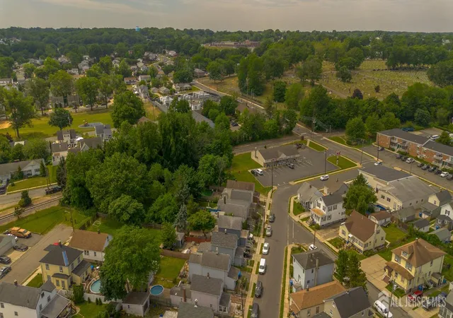 24th image of 27 Division St, South River, NJ 08882 | MLS# 2618276R