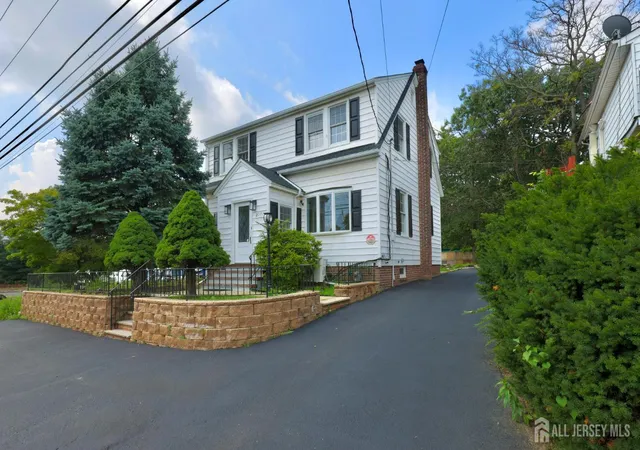 Photo 3 of Single family home for sale at 2071 State Route 35, South Amboy, NJ 08879 | MLS# 2702427R | Listing updated on 2026-09-08