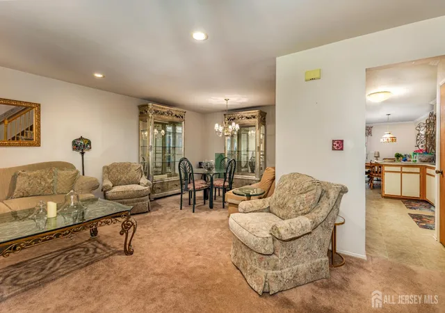 2nd image of 51 Aspen Dr, North Brunswick, NJ 08902 | MLS# 2701450R