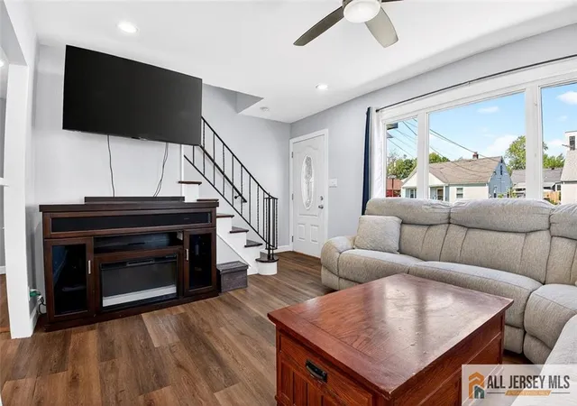 Photo 3 of Single family home for sale at 37 Eberly Pl, Fords, NJ 08863 | MLS# 2661778M | Listing updated on 2026-05-21
