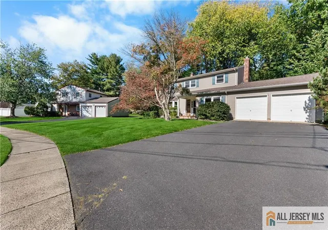 Photo 3 of Single family home for sale at 82 Hilltop Blvd, East Brunswick, NJ 08816 | MLS# 2660574M | Listing updated on 2025-10-21