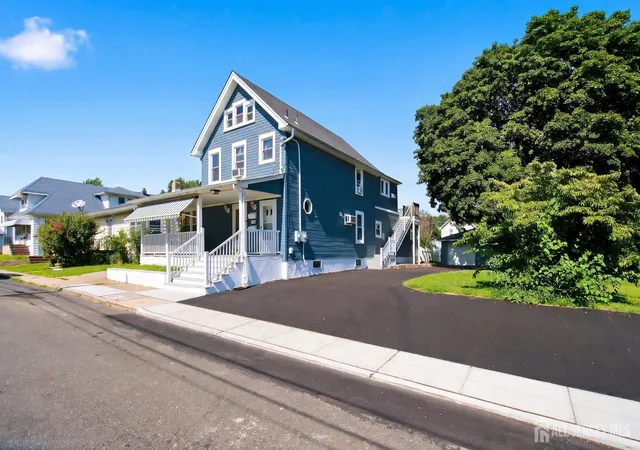 Photo 3 of House for sale at 393 Prospect St, South Amboy, NJ 08879 | MLS# 2703153R | Listing updated on 2026-09-05
