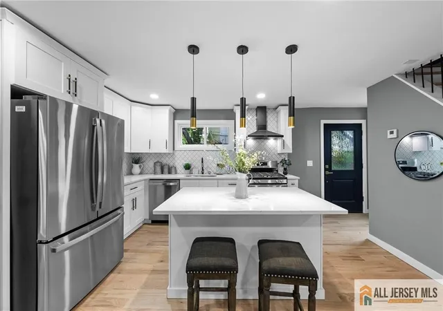 Photo 4 of Single family home for sale at 498 Alpine St, South Amboy, NJ 08879 | MLS# 2660787M | Listing updated on 2026-01-21
