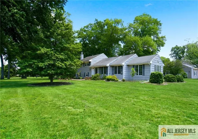 3rd image of 401 Patton Ave, Piscataway, NJ 08854 | MLS# 2662393M