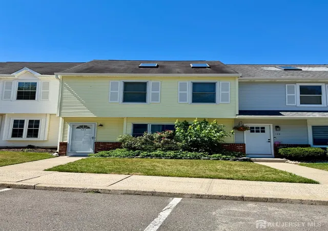 2nd image of 121 Joan Ct, Jackson, NJ 08527 | MLS# 2618372R