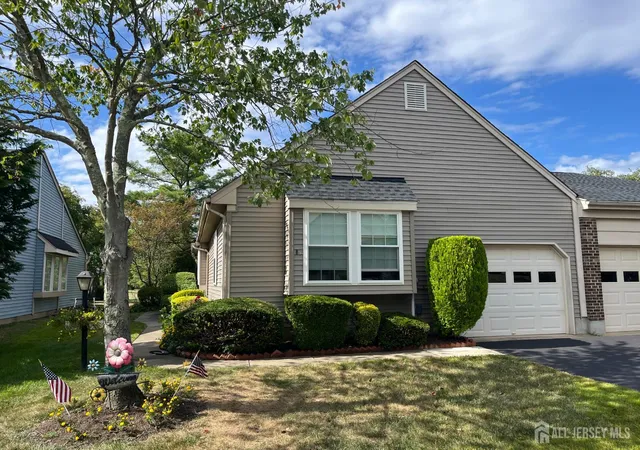 Photo 1 of Single family home for sale at 8 B John Paul Jones Dr, Monroe Township, NJ 08831 | MLS# 2602948R | Listing updated on 2025-12-05