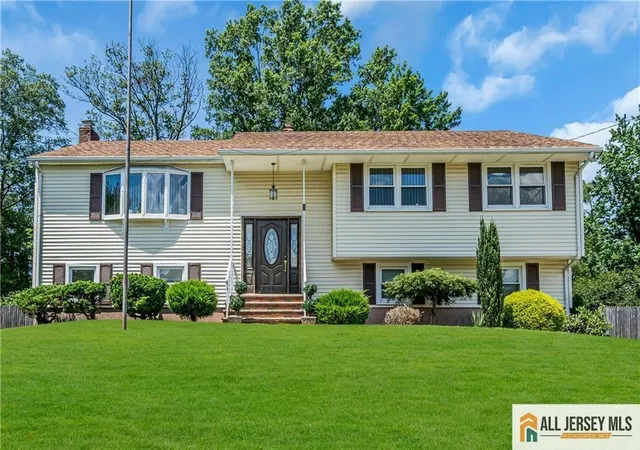 2nd image of 8 Whitehall Ave, Edison, NJ 08820 | MLS# 2661413M