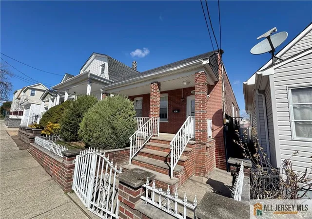 Photo 1 of Single family home for sale at 344 Arnold Ave, Perth Amboy, NJ 08861 | MLS# 2661685M | Listing updated on 2026-06-22