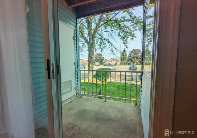 11th image of 111 Edpas Rd, New Brunswick, NJ 08901 | MLS# 2703246R