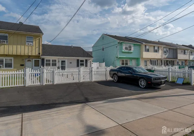 1st image of 30 30 Warren St, Carteret, NJ 07008 | MLS# 2701406R