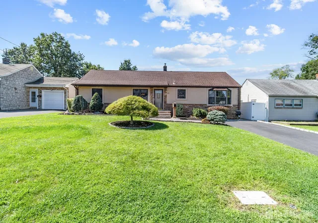 18th image of 91 S Hill Rd S, Colonia, NJ 07067 | MLS# 2702999R