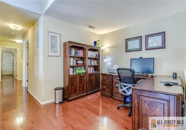 2nd image of 2208 Cypress Ln, East Brunswick, NJ 08816 | MLS# 2661295M