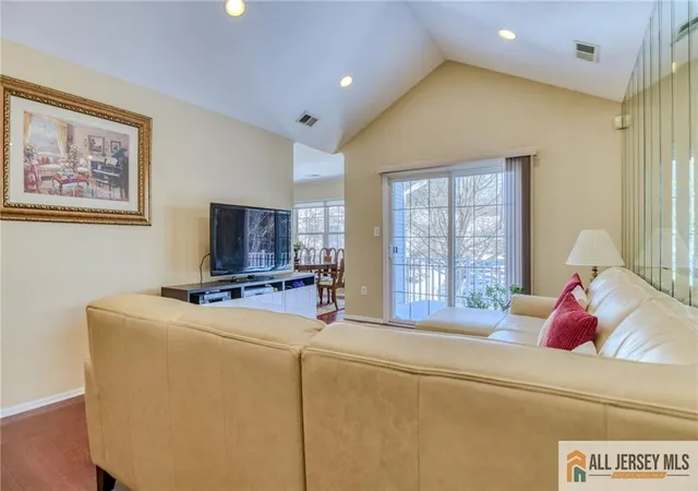 32nd image of 2208 Cypress Ln, East Brunswick, NJ 08816 | MLS# 2661295M