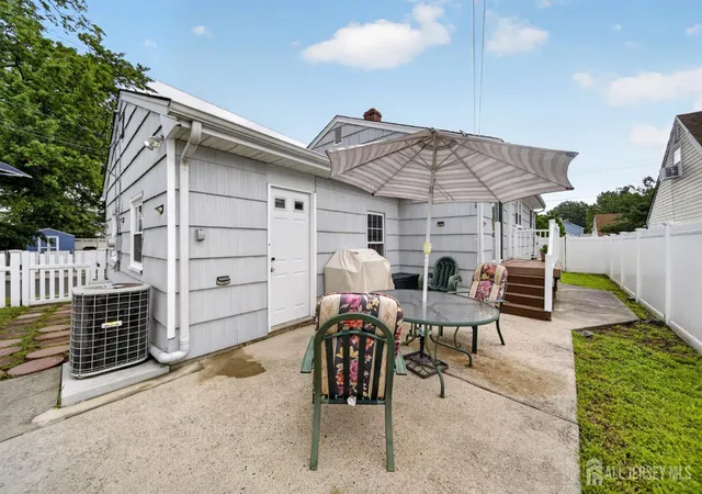 24th image of 73 Ash St, Carteret, NJ 07008 | MLS# 2702260R