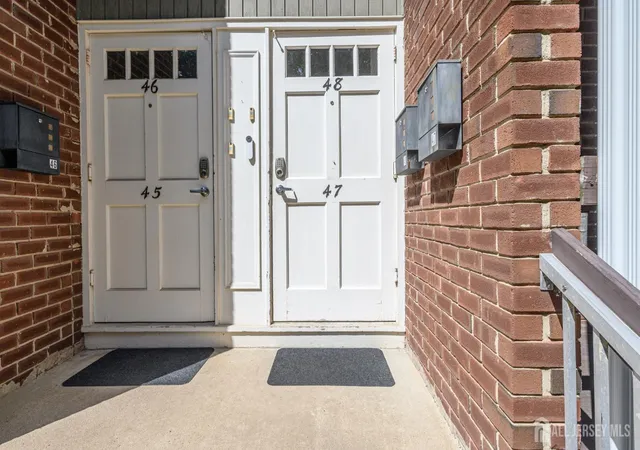 3rd image of 18 Deanna Dr #47, Hillsborough, NJ 08844 | MLS# 2703508R