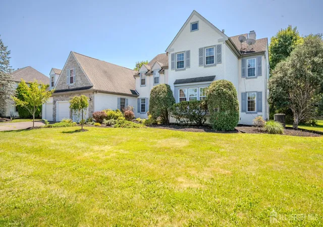 Photo 3 of Single family home for sale at 37 Kinglet Dr, Cranbury, NJ 08512 | MLS# 2700710R | Listing updated on 2026-08-26